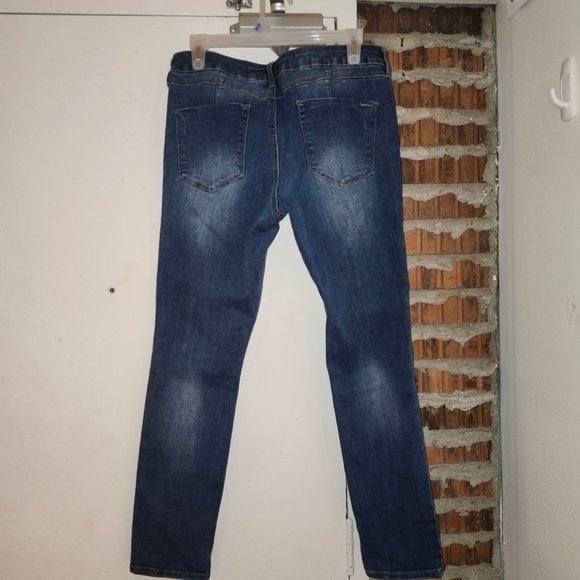 BEBE Distressed Heartbreaker Skinny Jeans With Rhinestones Studs Size 31 - Picture 4 of 7